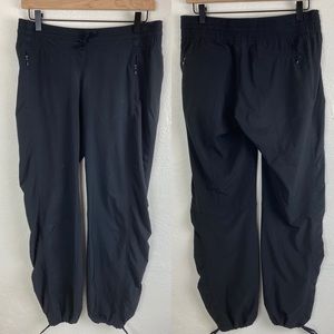 Athleta Trekkie Jogger Black Size 4